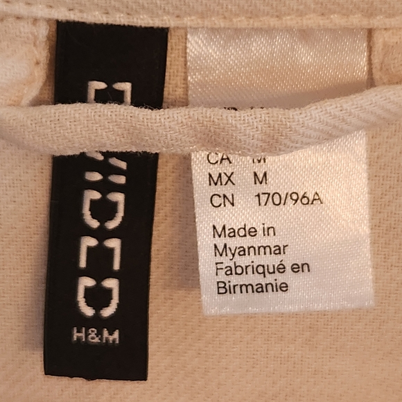 EUC DIVIDED Cream Jacket with Snap closure and Tie Bottom.  Size L - Picture 3 of 5